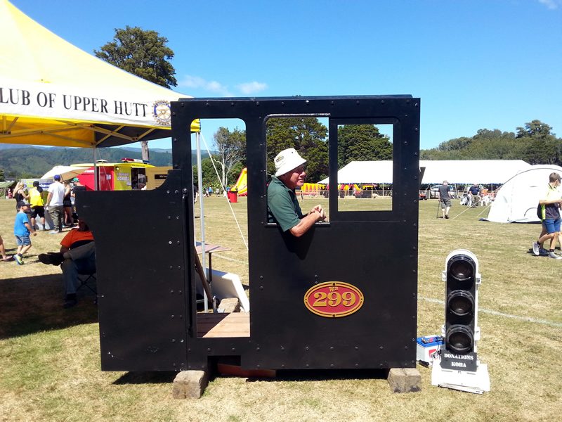 WGB tries out the driver's seat of steam loco Wb 299