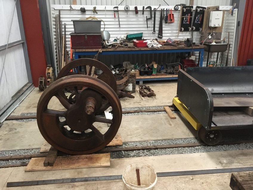 Main driving wheelset for Wb 299 brought inside the workshop