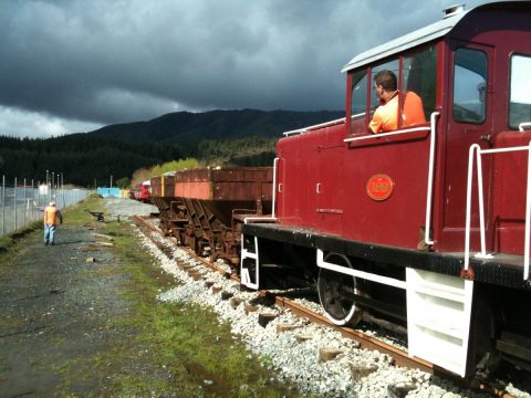 Tr 189 shunts two ballast wagons down the new loop track,26 September 2015