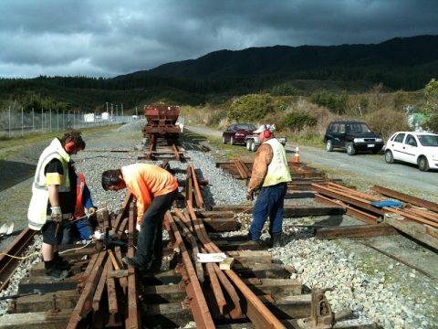 Iain, John, Ben and Colin work on double slip